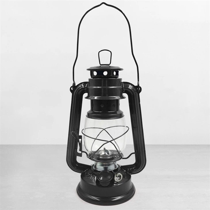 Vintage Kerosine Lanterns Manufacturer